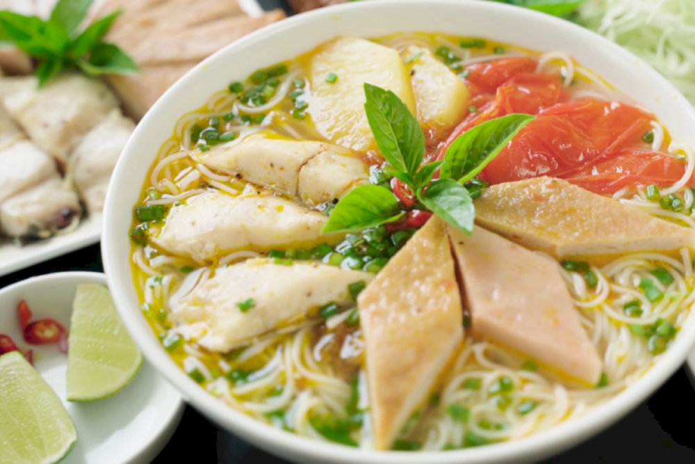 Bánh canh chả cá 